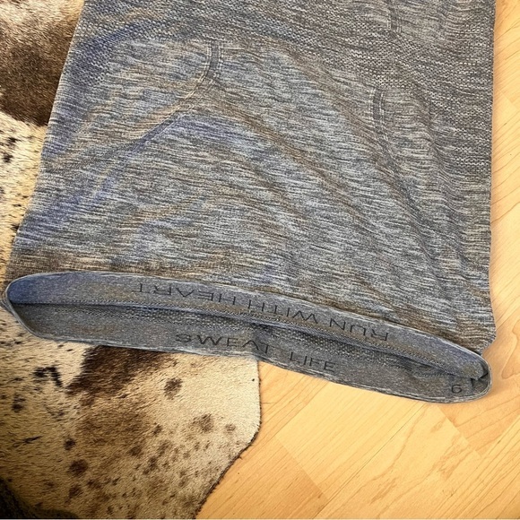 Lululemon Swiftly Tech Racerback Heathered Grey Size 6 - Picture 3 of 8